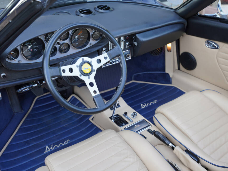 Bild 3/50 von Ferrari Dino 246 GTS (1972)