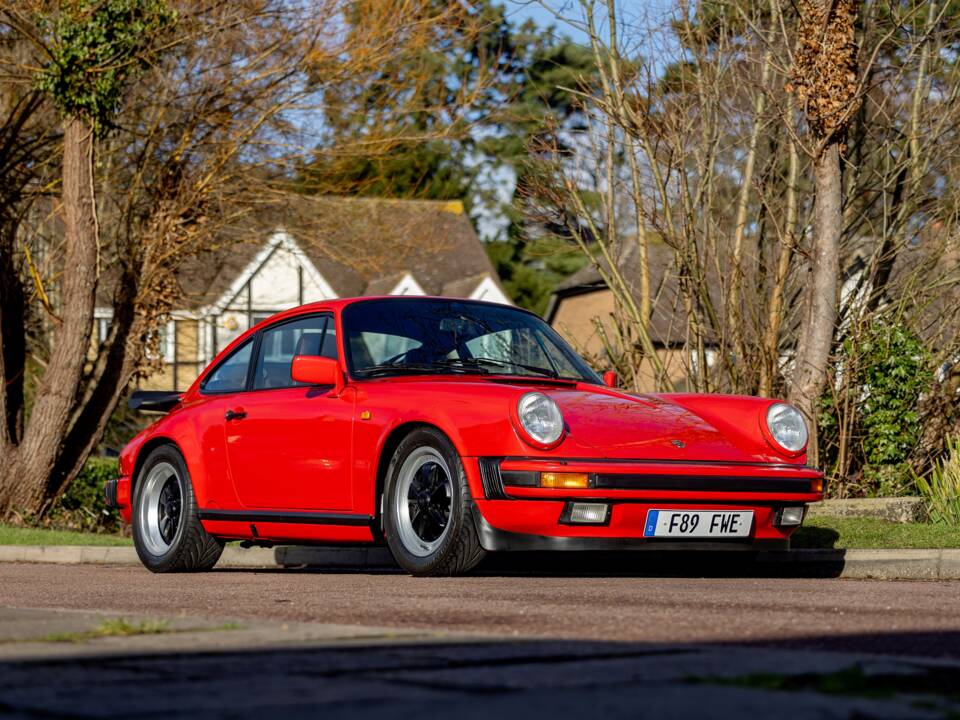 Bild 1/50 von Porsche 911 Carrera 3.2 (1989)