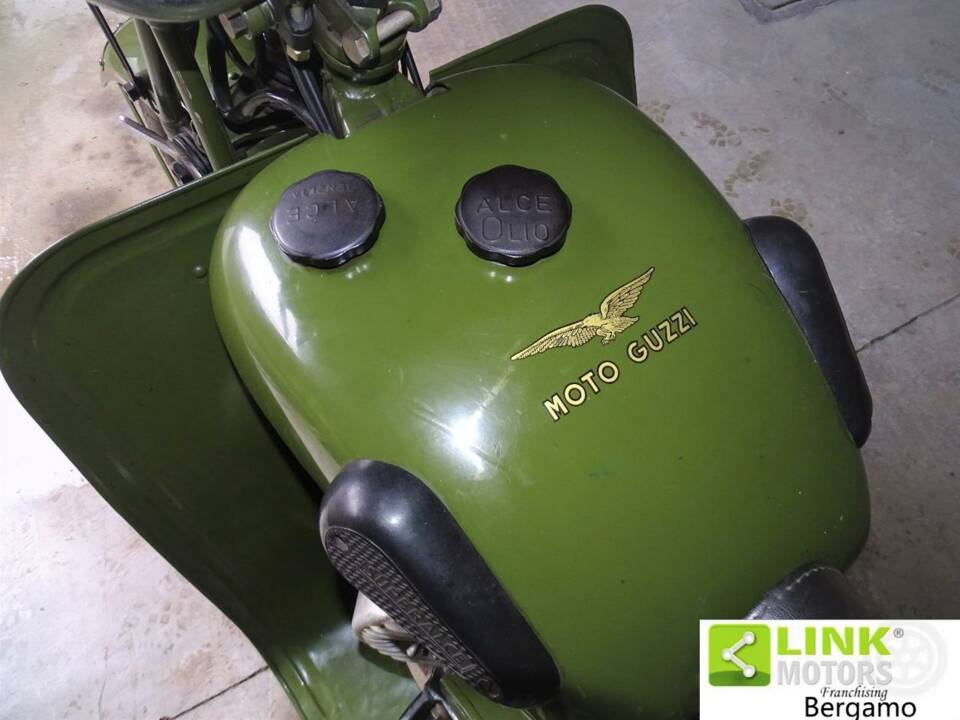 Bild 7/10 von Moto Guzzi DUMMY (1981)