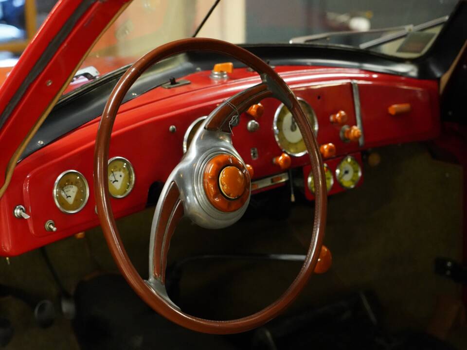 Image 2/14 of FIAT 1100 S (1948)