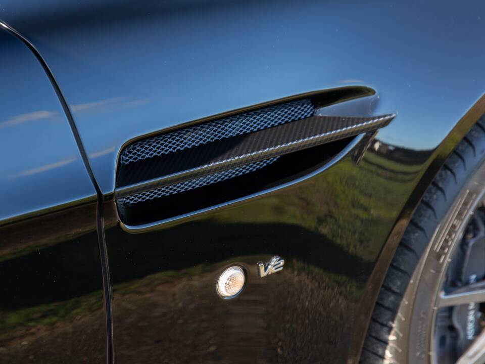 Bild 27/68 von Aston Martin V12 Vantage S (2018)