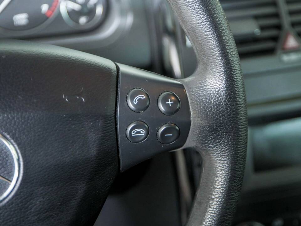 Bild 12/43 von Mercedes-Benz A 160 CDI (2010)