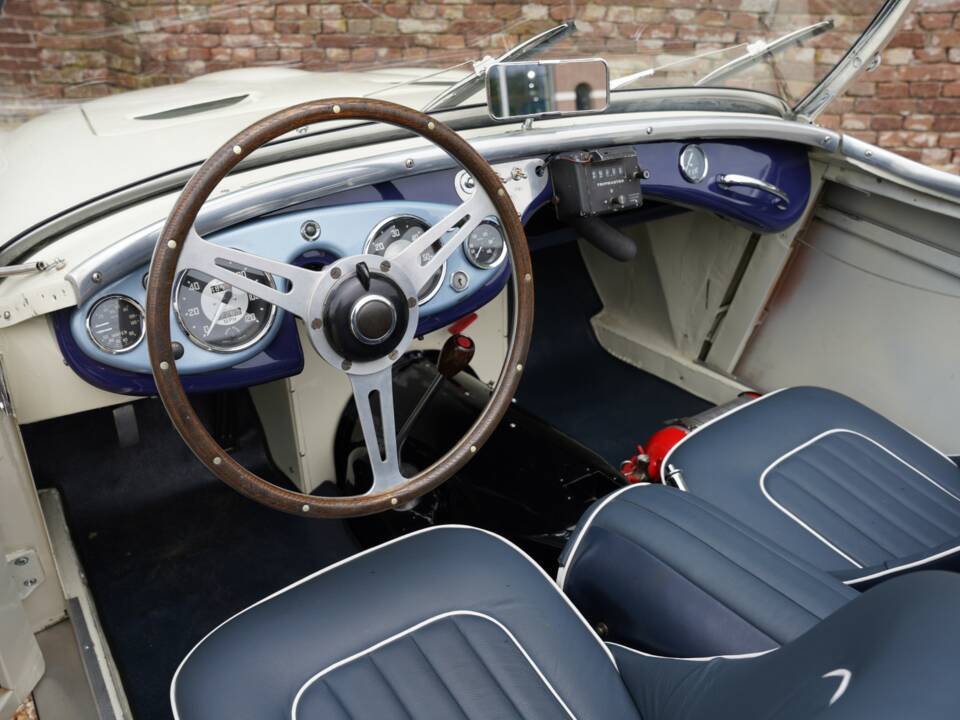 Image 3/50 of Austin-Healey 100/4 (BN1) (1953)