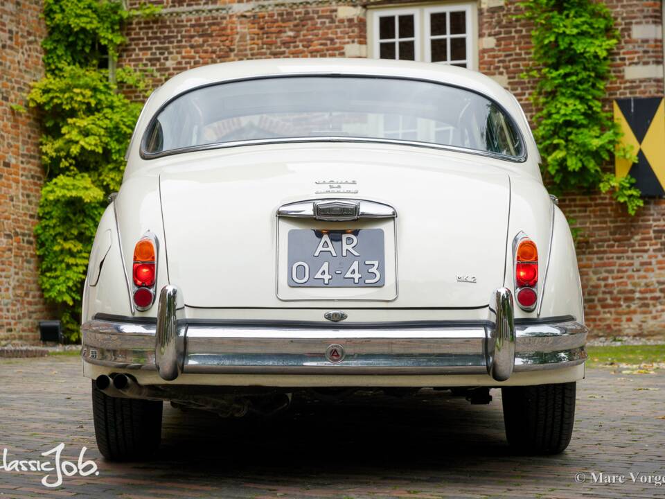 Immagine 40/46 di Jaguar Mk II 3.8 (1962)