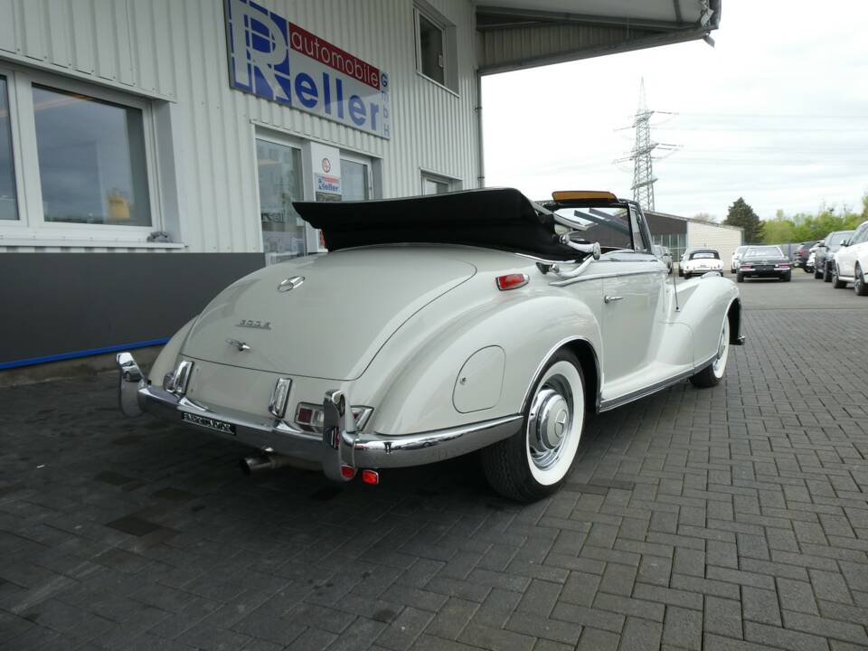Immagine 10/33 di Mercedes-Benz 300 Sc Cabriolet A (1957)
