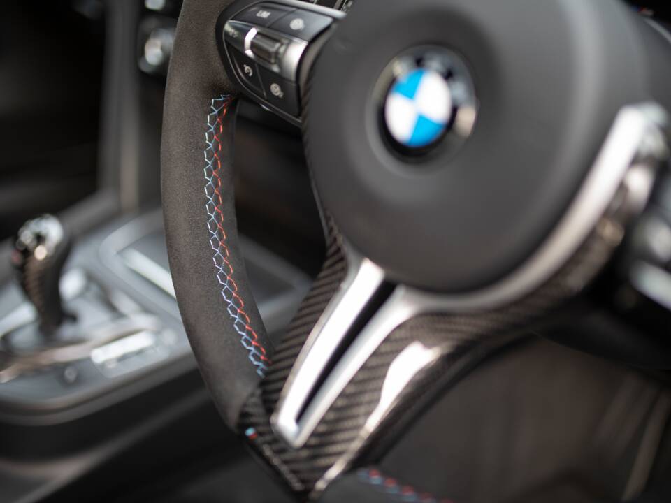 Image 47/67 of BMW M4 GTS "DTM Champion Edition" (2016)