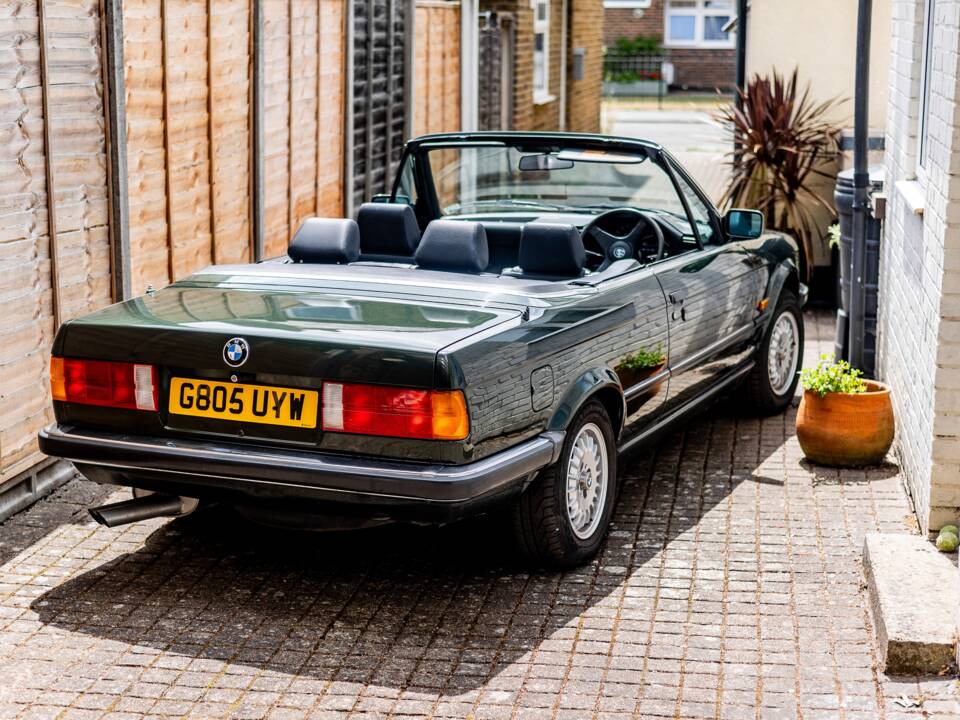 Bild 3/47 von BMW 320i (1990)