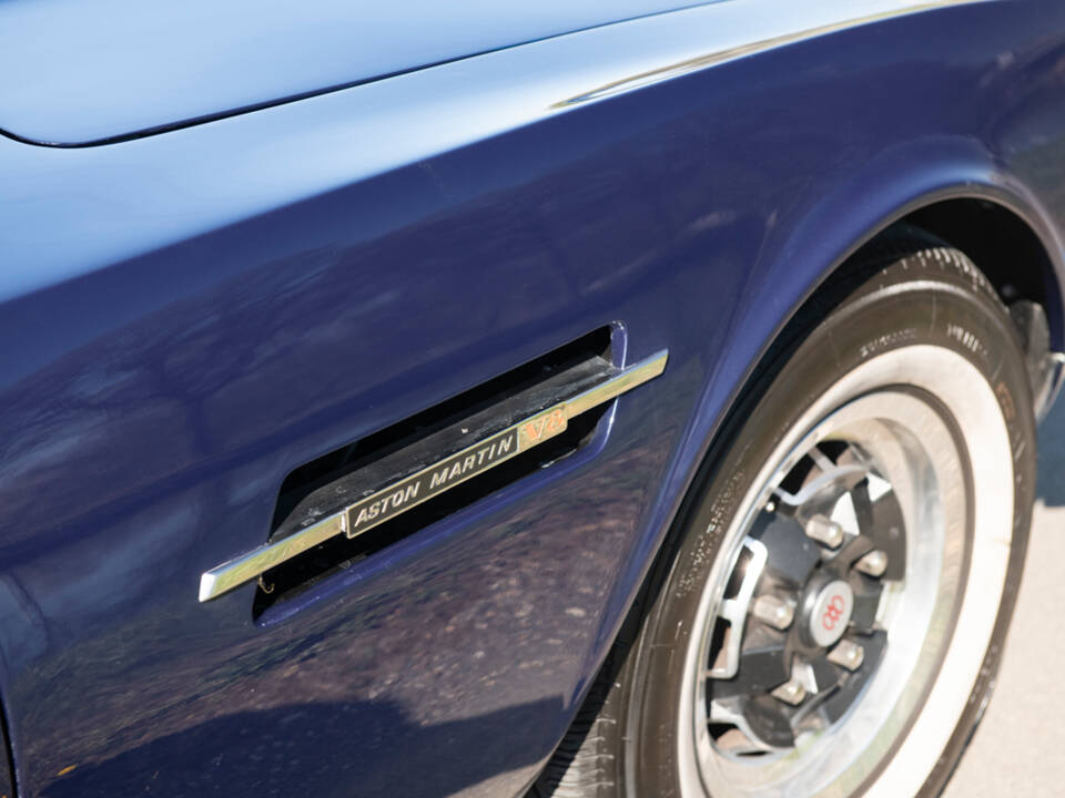 Imagen 19/21 de Aston Martin V8 Volante (1979)