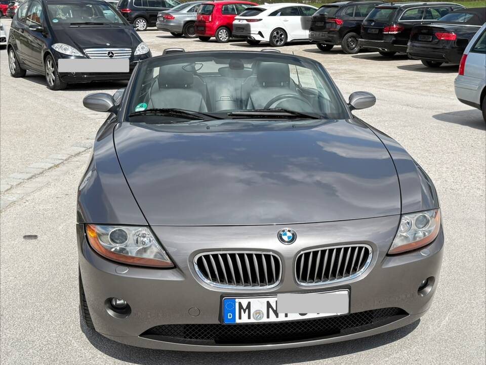 Bild 13/20 von BMW Z4 3.0i (2003)
