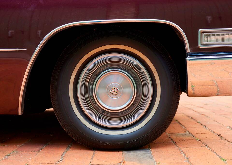 Bild 66/200 von Cadillac Coupe DeVille (1968)