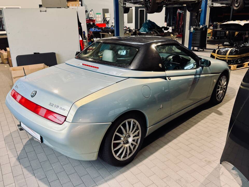 Bild 5/19 von Alfa Romeo Spider 3.2 V6 24V (2004)
