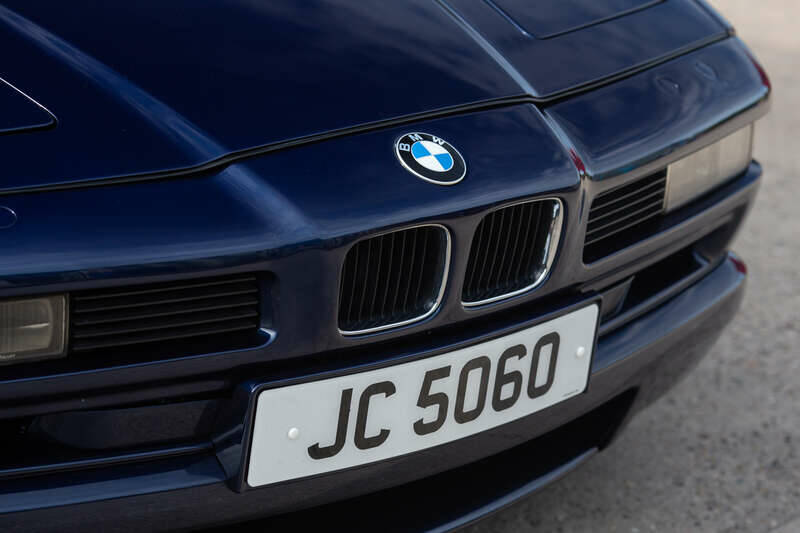 Image 16/50 de BMW 850CSi (1993)