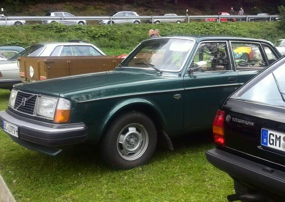 Bild 3/8 von Volvo 244 (1979)