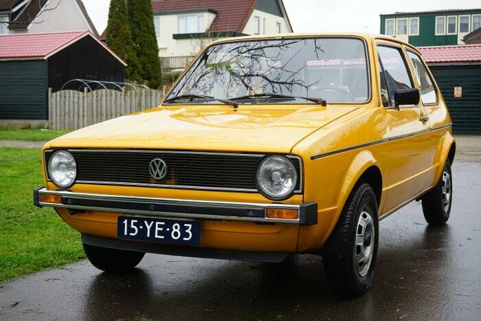 Immagine 3/7 di Volkswagen Golf Mk I 1.1 (1977)