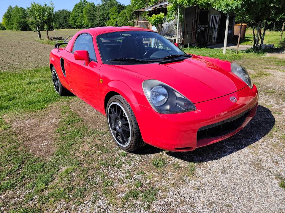 Image 7/57 of Toyota MR2 (2003)
