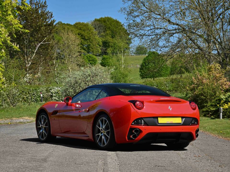 Afbeelding 19/50 van Ferrari California (2011)