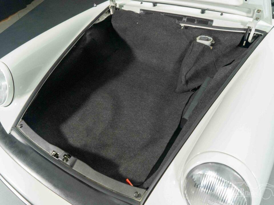 Bild 28/29 von Porsche 911 SC 3.0 (1983)