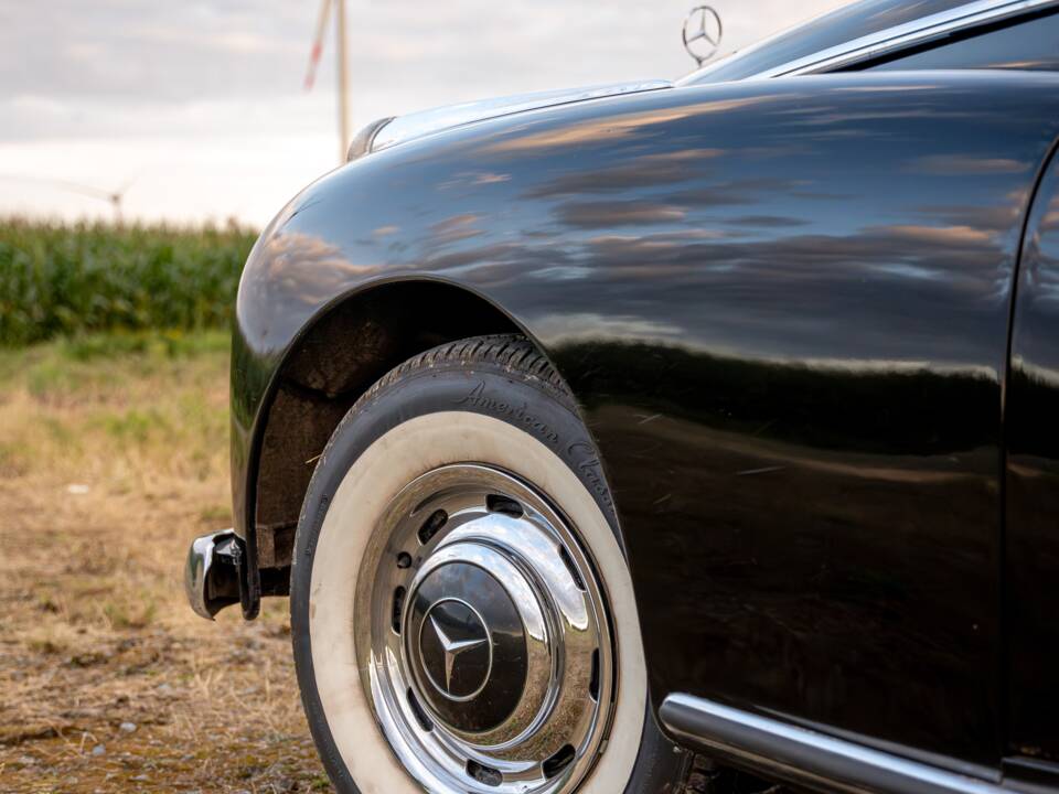 Bild 10/17 von Mercedes-Benz 300 c (1956)