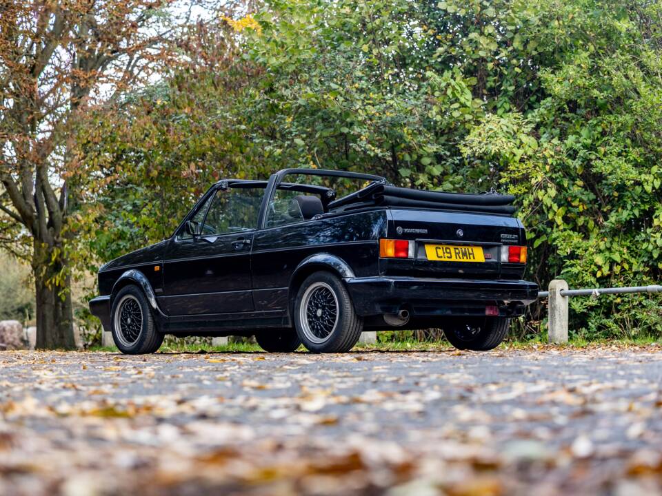 Afbeelding 23/46 van Volkswagen Golf I GTI 1.6 (1993)