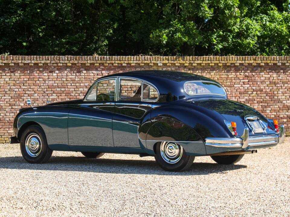 Image 2/50 de Jaguar Mk IX (1961)