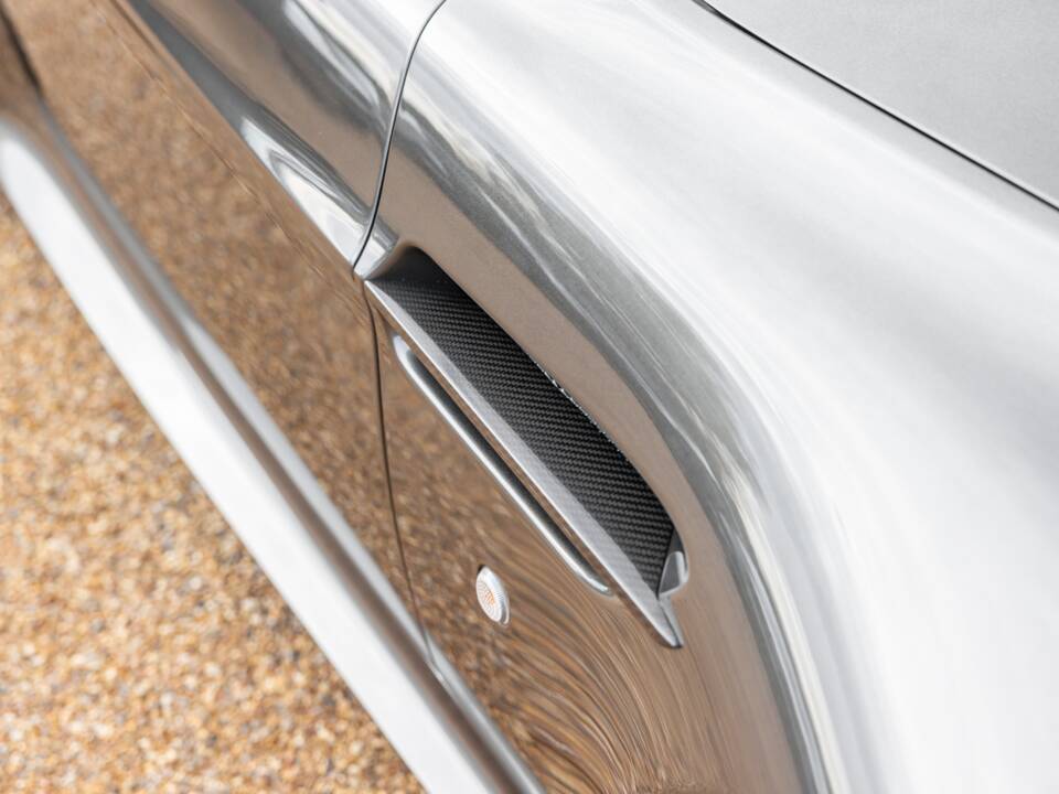 Bild 23/84 von Aston Martin V12 Vantage AMR Roadster (2018)