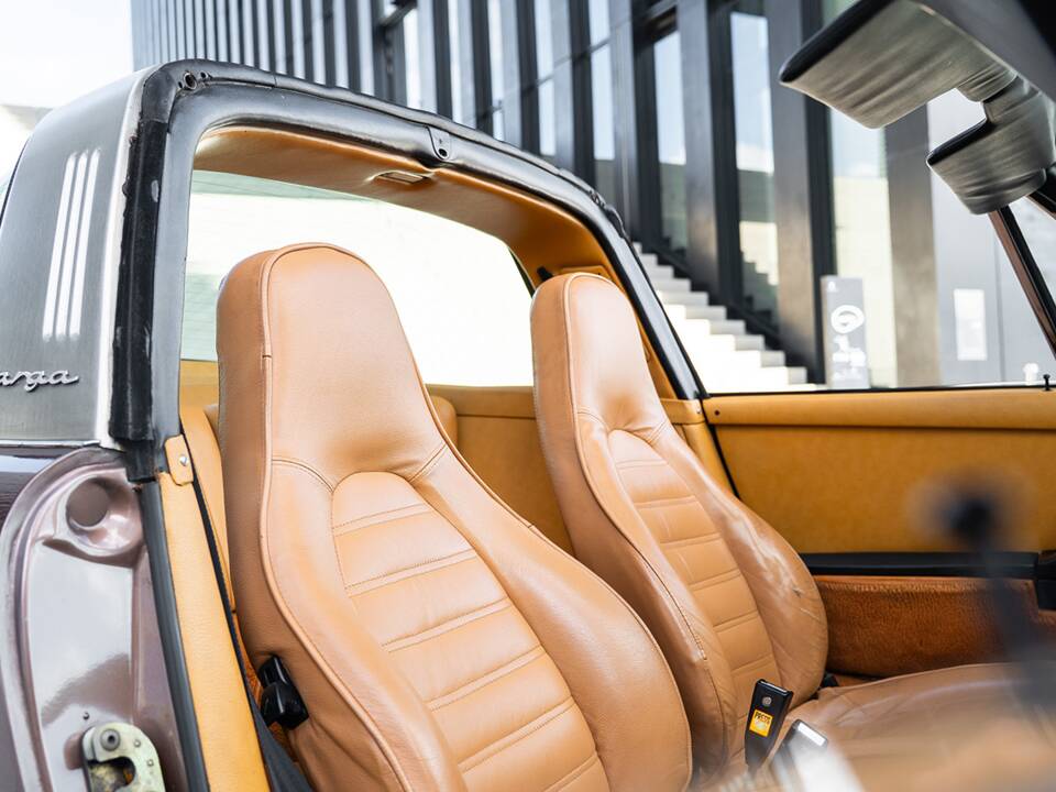 Bild 36/52 von Porsche 911 2.7 (1976)