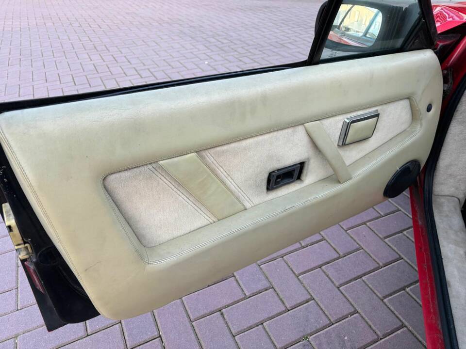 Bild 8/8 von Lotus Eclat S 2.2 (1985)