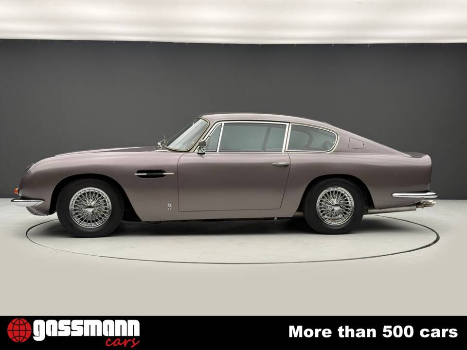 Afbeelding 4/15 van Aston Martin DB 6 Vantage (1967)