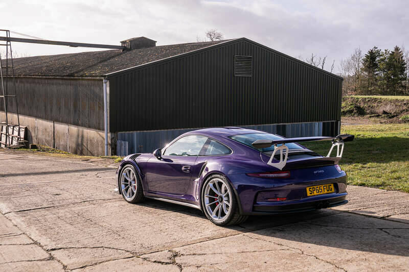 Immagine 29/44 di Porsche 911 GT3 RS (2015)