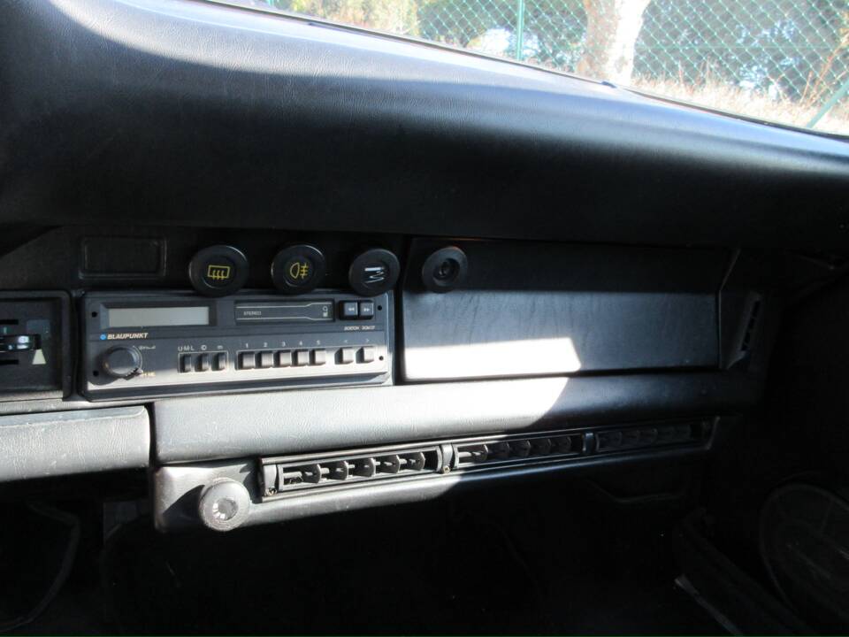 Bild 19/93 von Porsche 911 Carrera 3.0 (1976)