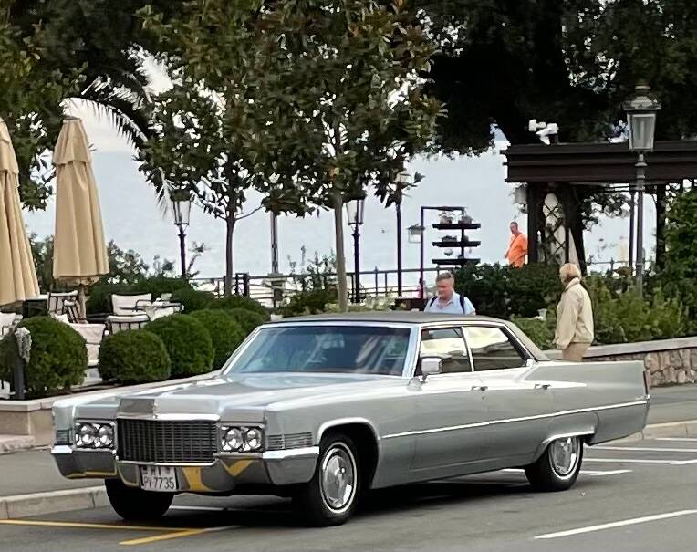 Image 38/51 de Cadillac Sedan DeVille (1970)