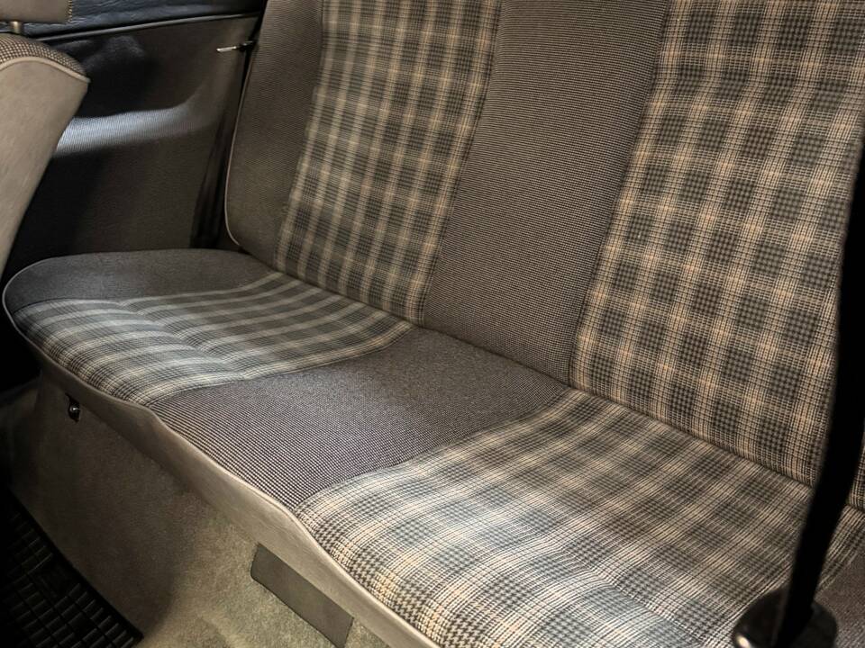 Image 20/22 of Volkswagen Golf Mk II 1.3 (1987)