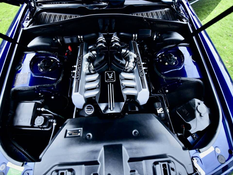 Image 29/50 of Rolls-Royce Phantom VII (2009)