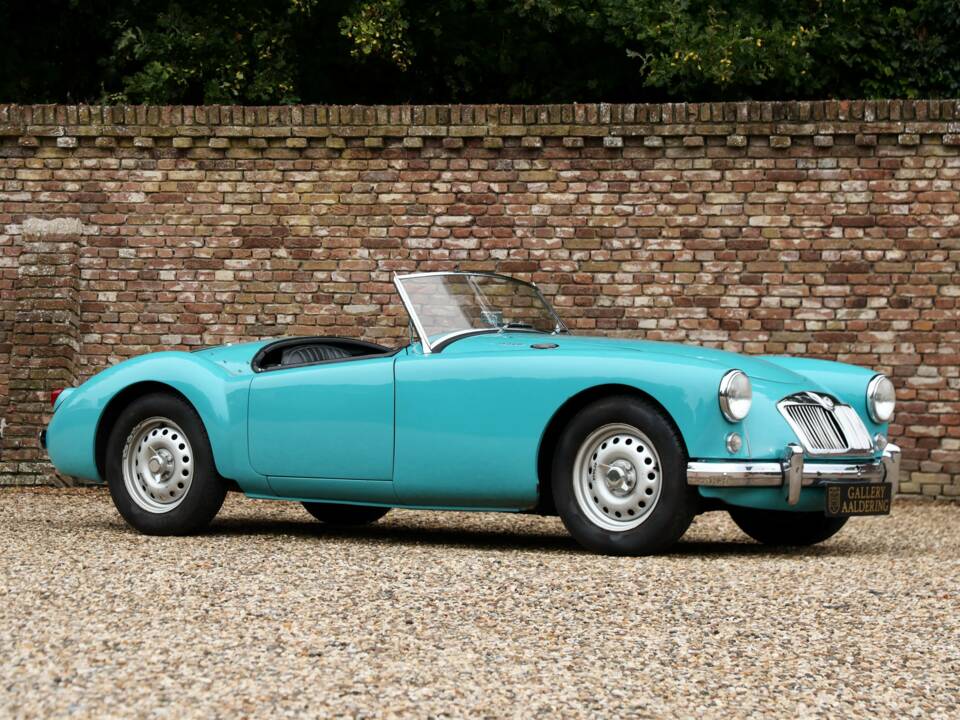 Imagen 26/50 de MG MGA Twin Cam (1959)