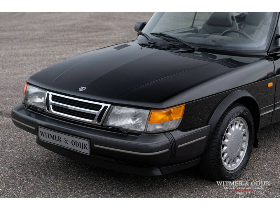 Image 18/35 of Saab 900 Turbo 16V (1991)