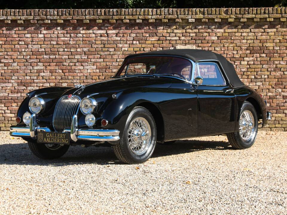 Image 11/50 of Jaguar XK 150 3.4 S DHC (1958)
