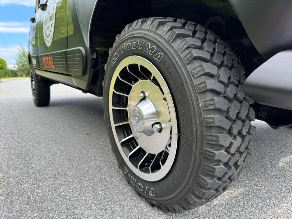 Afbeelding 16/58 van Renault R 4 GTL Sinpar 4x4 (1983)