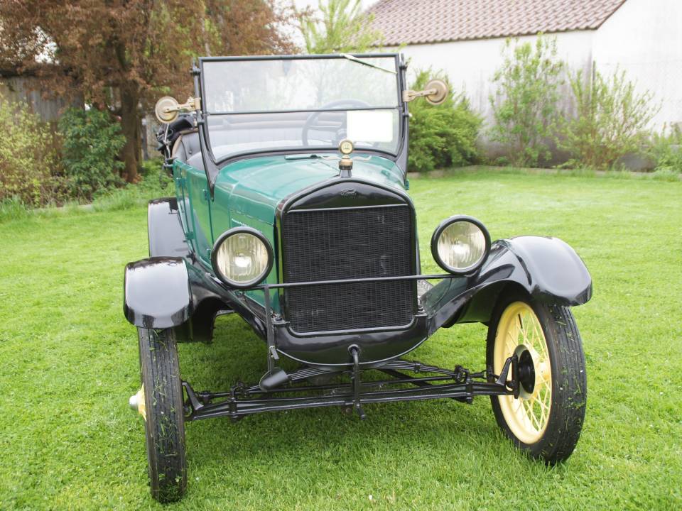 Afbeelding 11/13 van Ford Modell T Touring (1927)