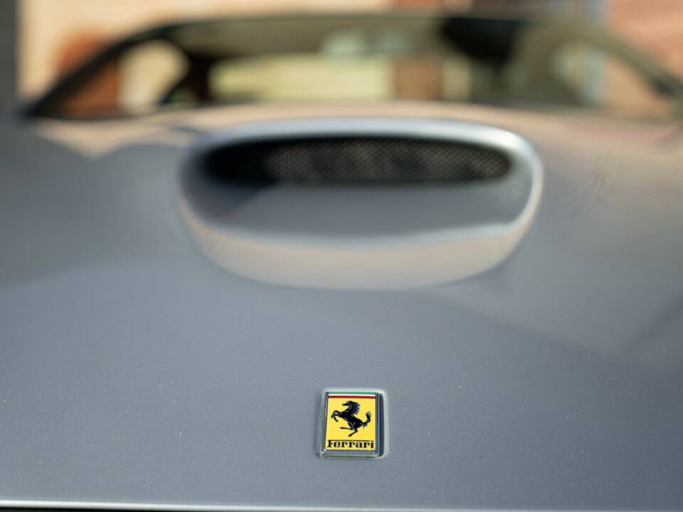 Bild 31/50 von Ferrari 550 Maranello (2001)