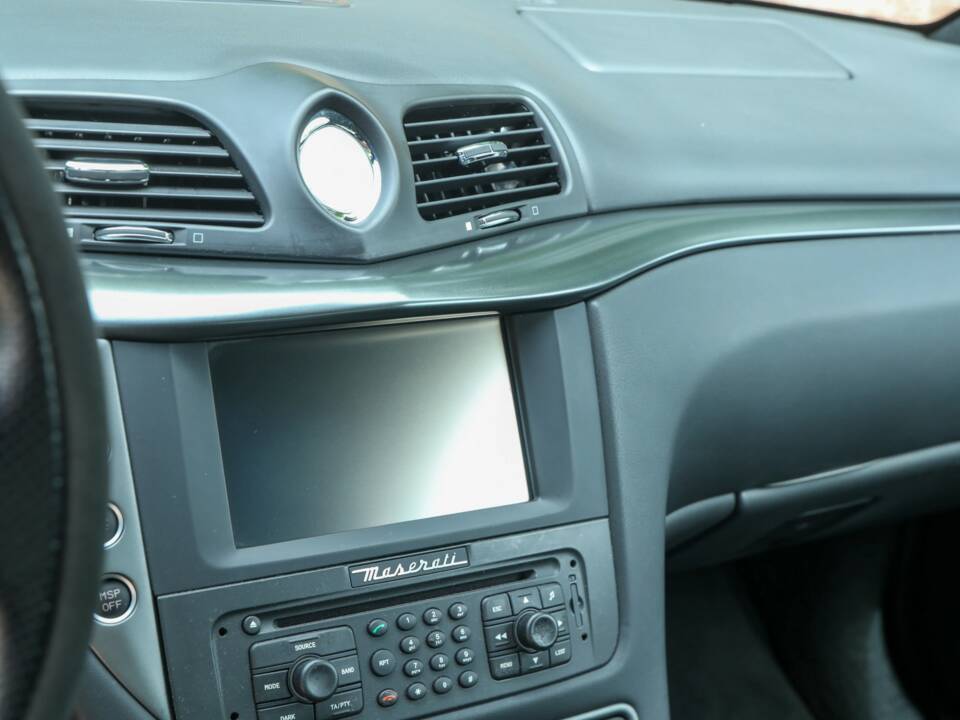 Image 41/50 of Maserati GranTurismo S (2008)