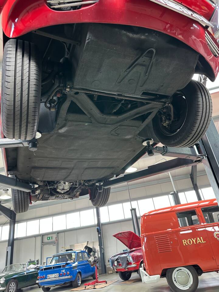 Bild 33/38 von Porsche 356 C 1600 (1963)