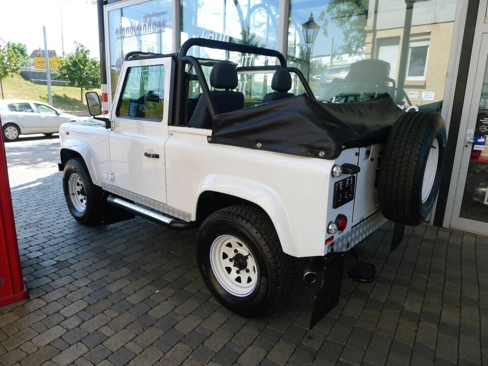 Image 3/15 of Land Rover Defender 90 (2014)