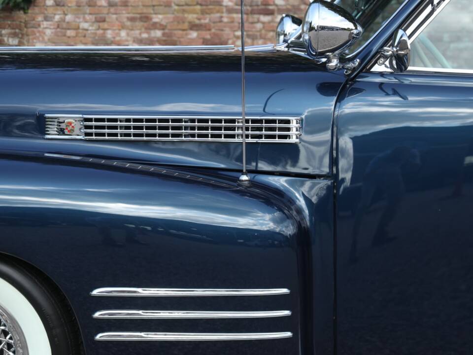 Image 34/50 de Cadillac 62 Convertible (1941)