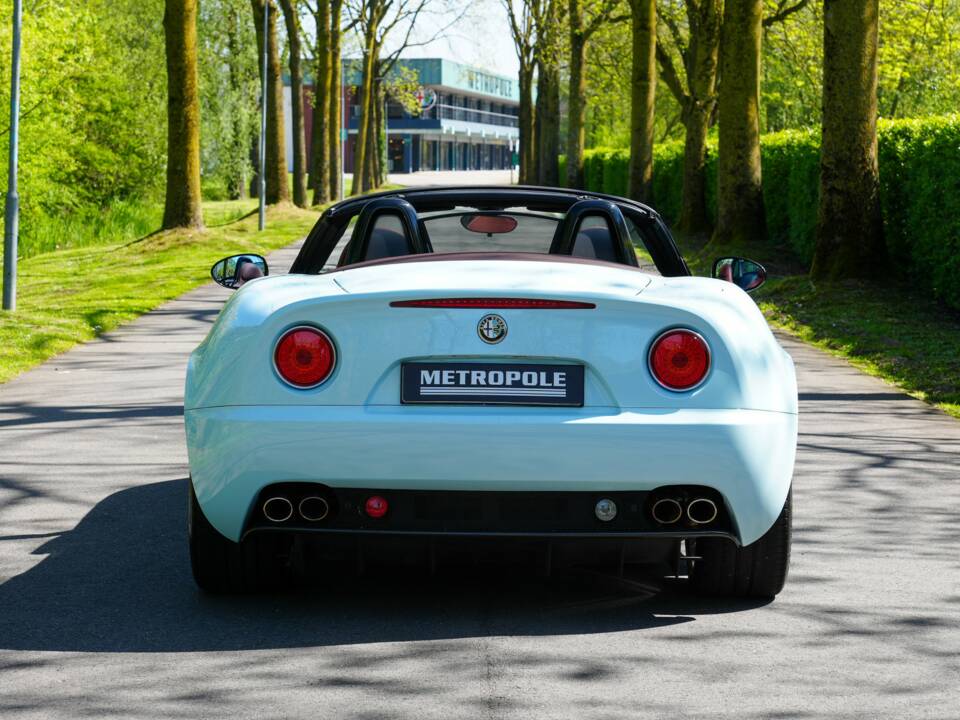 Image 14/40 of Alfa Romeo 8C Spider (2009)