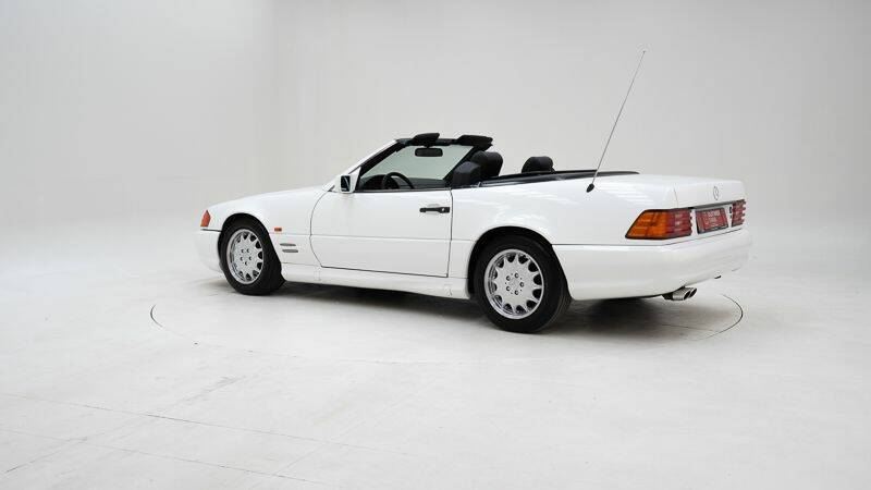 Imagen 4/15 de Mercedes-Benz 300 SL (1991)
