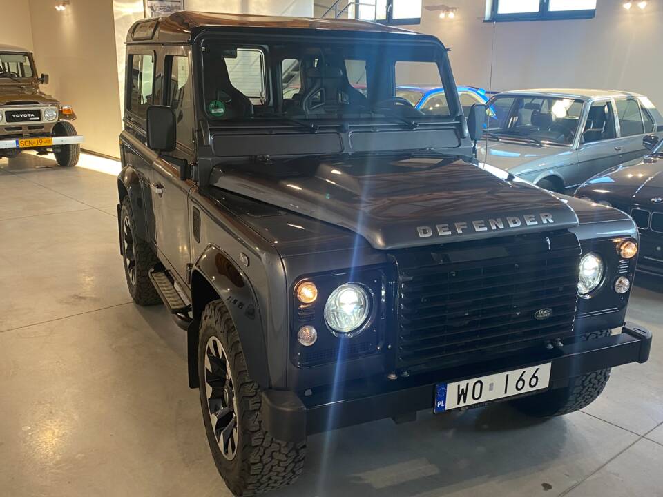 Bild 47/59 von Land Rover Defender 90 Works V8 "70th Edition" (2018)