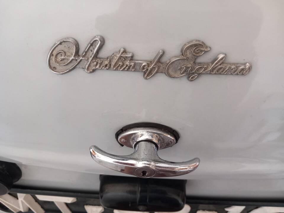Image 33/51 of Austin A 35 (1959)