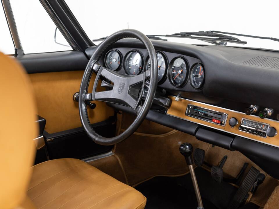 Image 19/36 de Porsche 911 2.4 T "Oilflap" (1972)