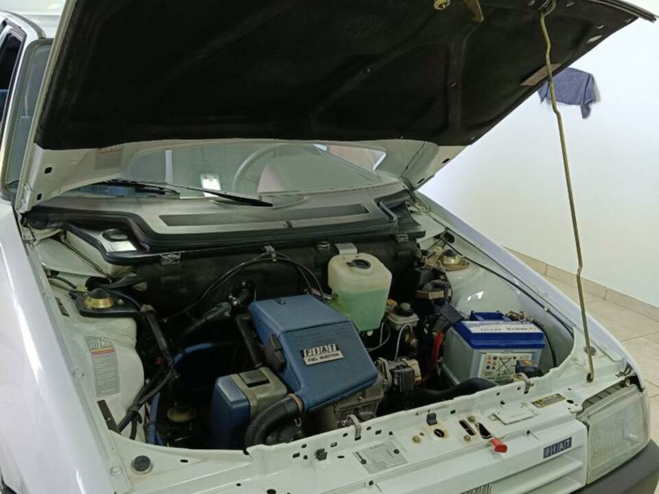 Afbeelding 34/44 van FIAT Uno 1.1 i.e. (1992)