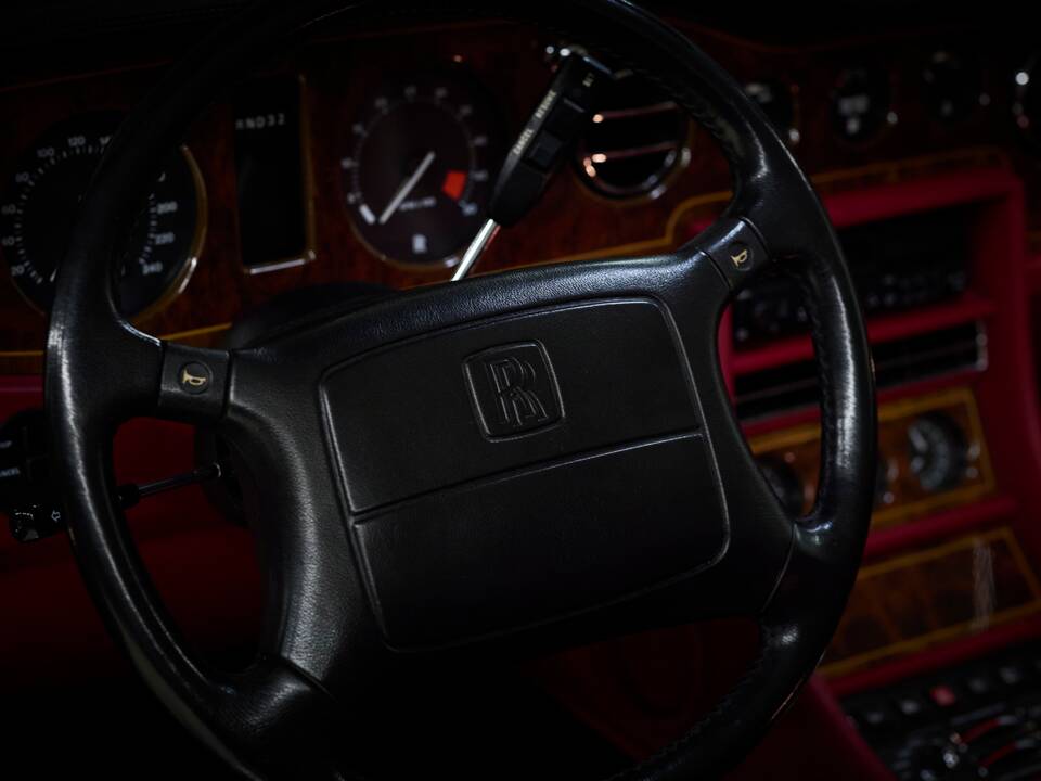 Imagen 59/100 de Rolls-Royce Corniche IV (1995)